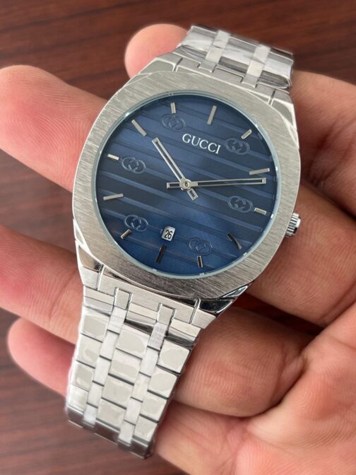 Gucci 1st copy watch for men and women online in Cash on delivery